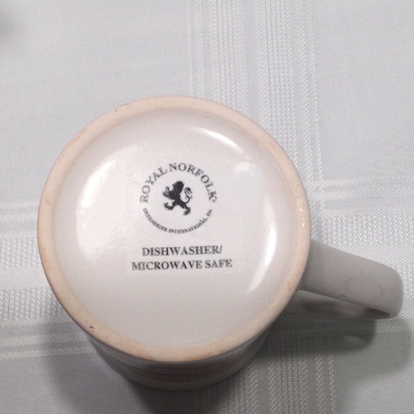 Holiday Sweater Mug NIB - Picture 7 of 7